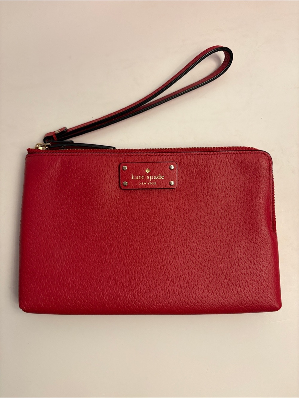 kate spade Red Leather Wristlet with Detachable Strap excellent condition
